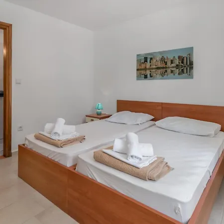 Apartment Amazing In Grižane
